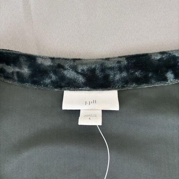 J. Jill Sz L Crushed Velvet Blouse V-Neck Shirred Back Long Sleeve Green Holiday - Picture 3 of 7
